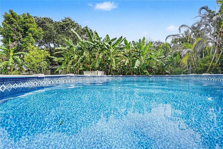 Property Photo: 116 Delvalle Street FL 32951