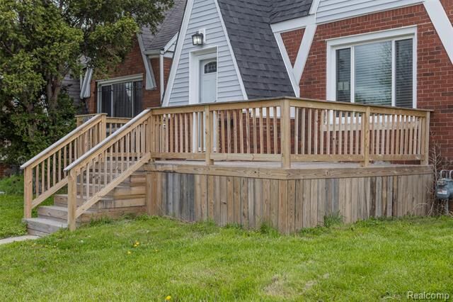 Property Photo: 14870 Pinehurst Street MI 48238
