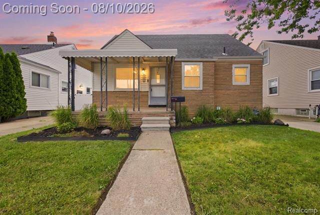 Property Photo: 17763 Valade Street MI 48193