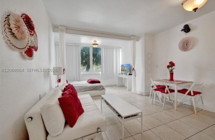 Property Photo:  4040 Galt Ocean Dr 221  FL 33308 