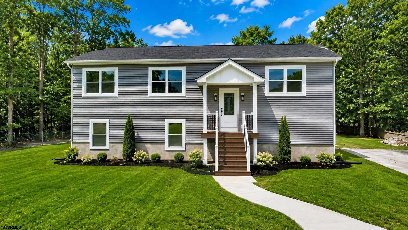 Property Photo:  1135 Ocean Heights Ave  NJ 08234 