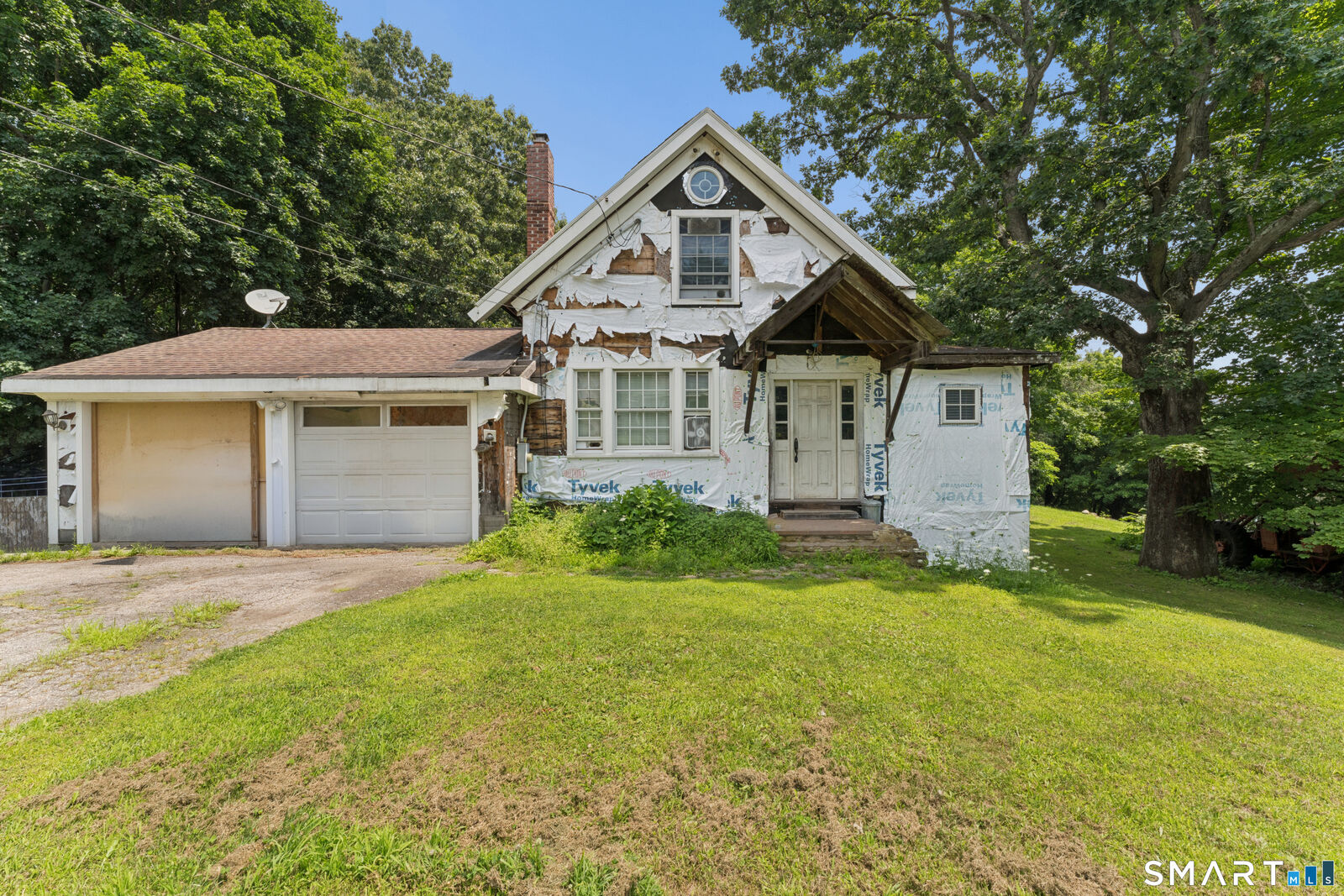 Property Photo:  34 Shelter Hill Avenue  CT 06779 