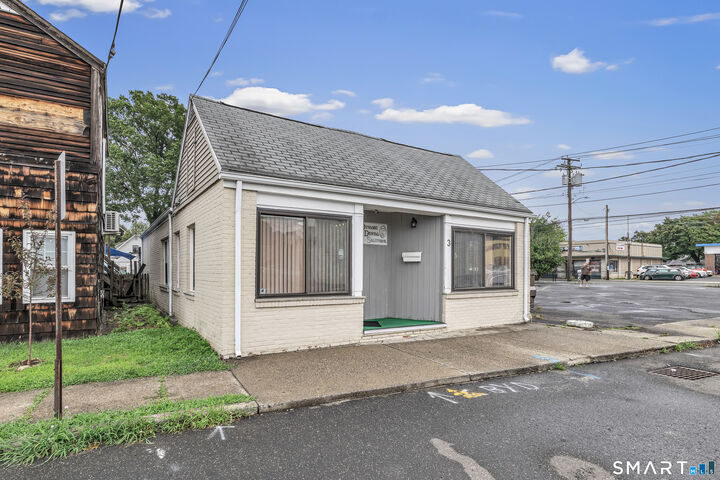 Property Photo: 3 Daytona Avenue CT 06461