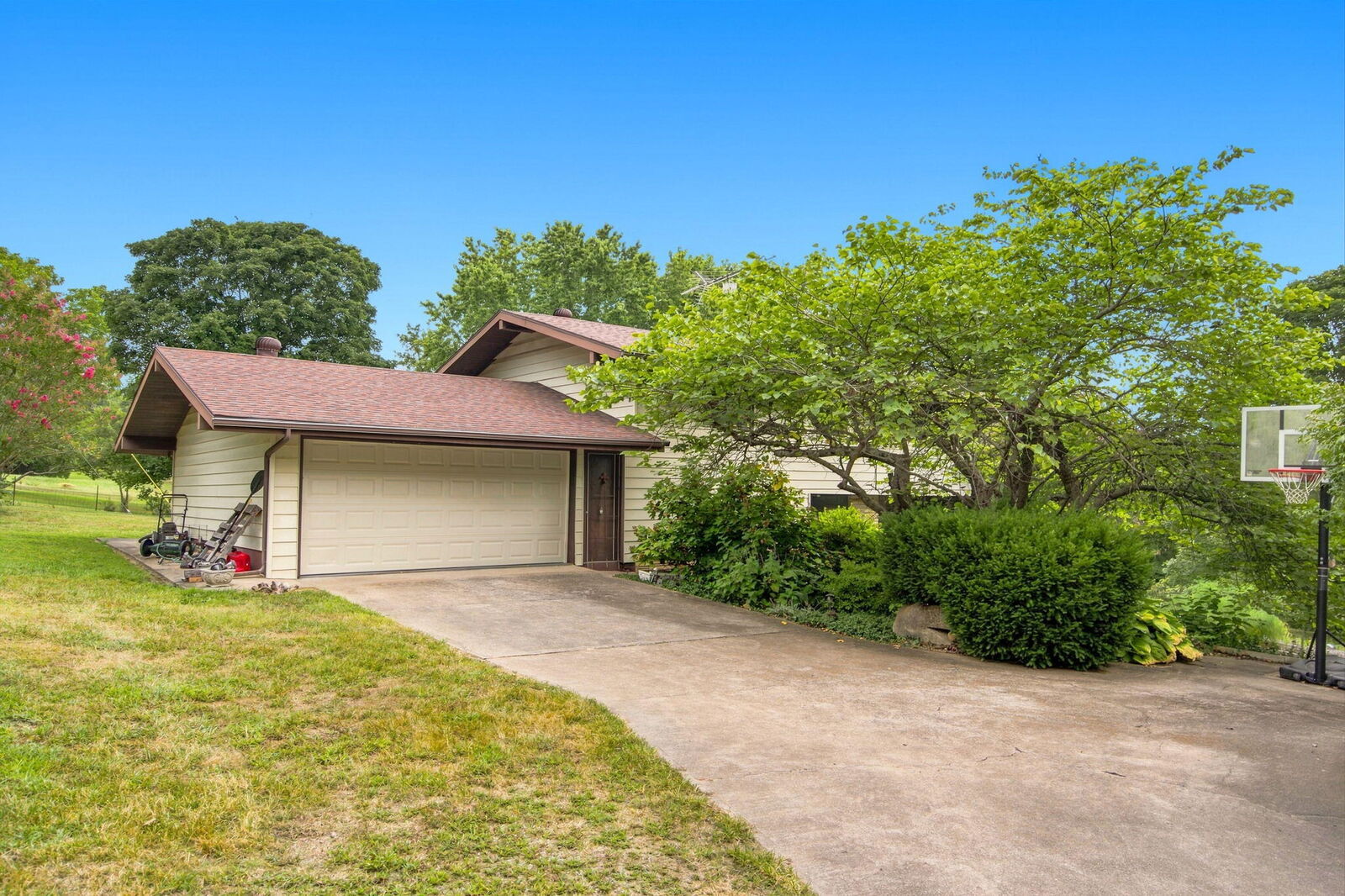 Property Photo:  352 Clearspring Road  MO 65747 