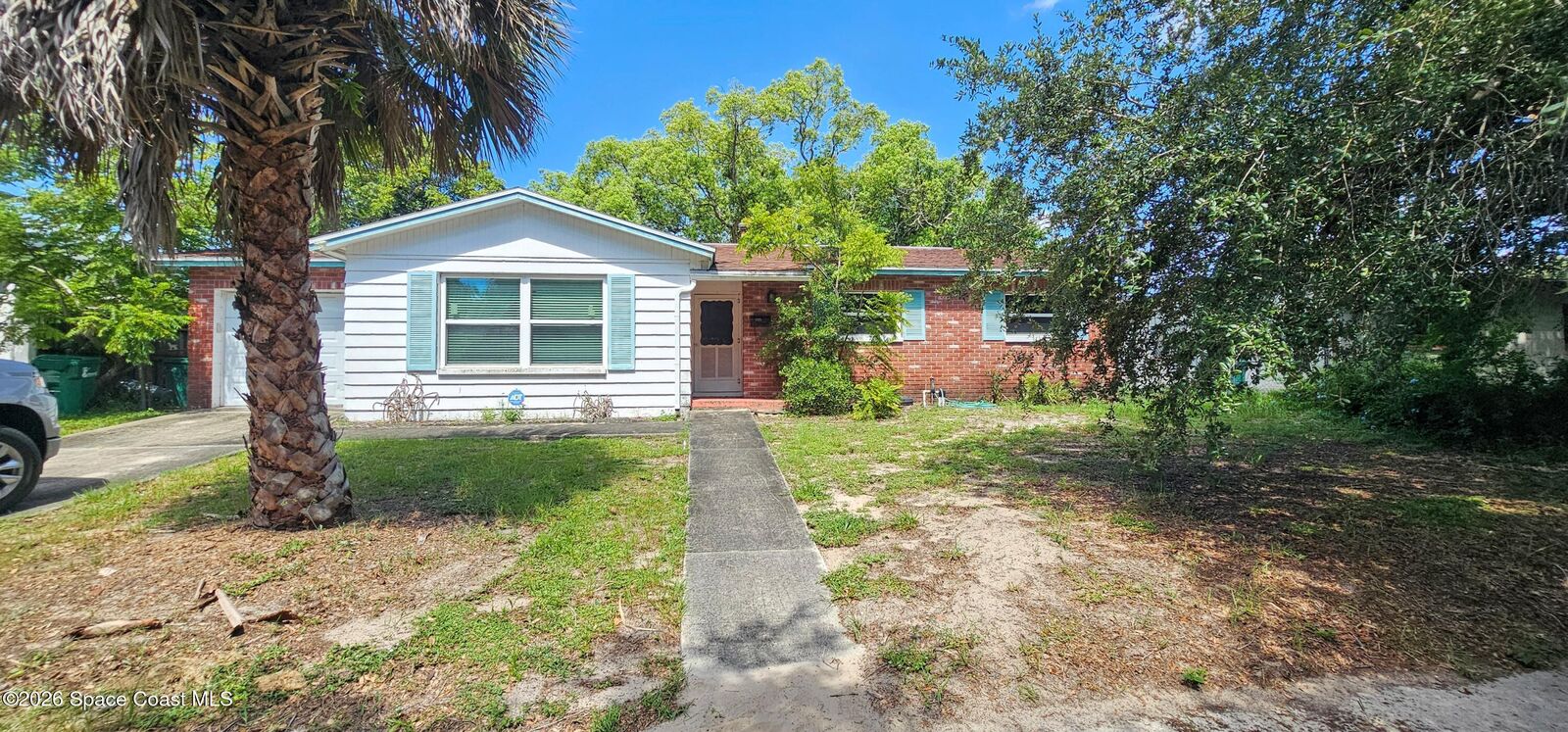 Property Photo: 2225 Catawba Drive FL 32926