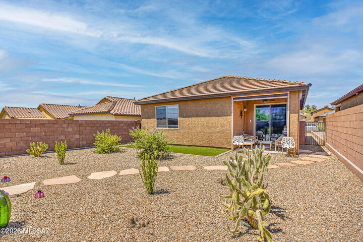 Property Photo:  9324 N Agave Gold Road  AZ 85742 