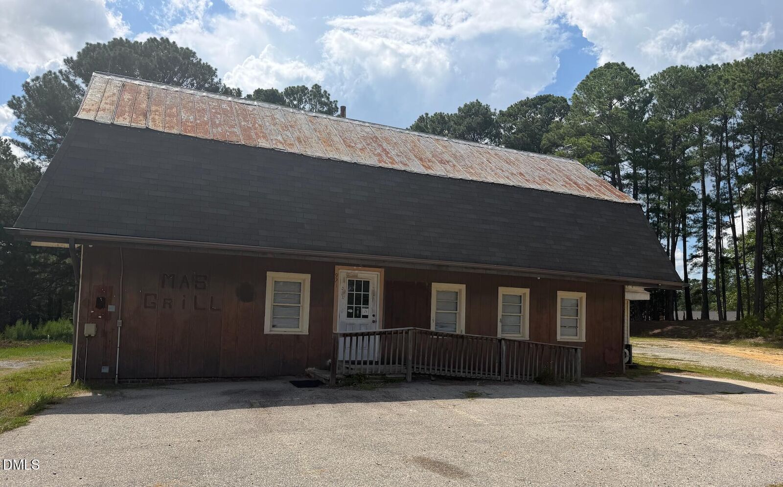 Property Photo: 921 Nc-55 NC 27521