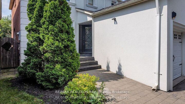 Property Photo: 145 Roseborough Crescent ON L4J 4V4