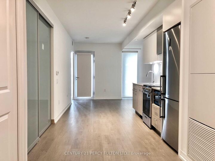 Property Photo:  251 Jarvis Street 839  ON M5B 0C3 