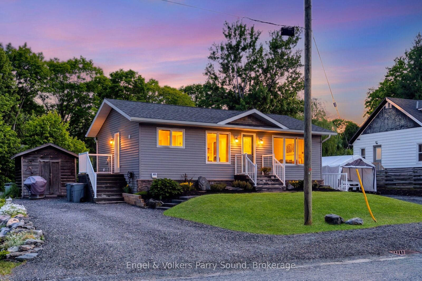 Property Photo:  6 Lawrence Street A  ON P2A 2E2 
