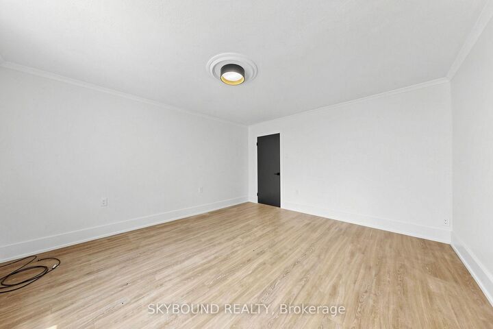 Property Photo: 1165 Kingston Road 15 ON M1N 1P2
