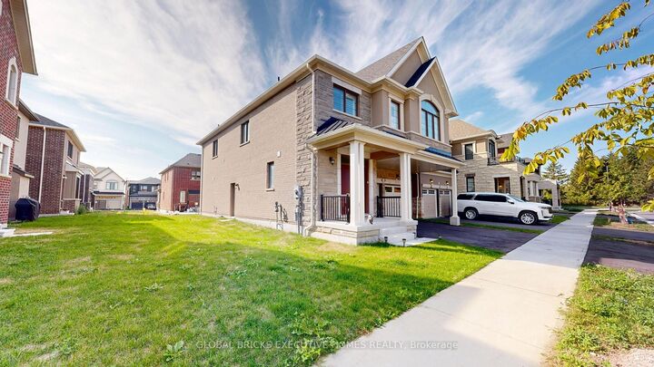 Property Photo: 2885 Foxden Square ON L1X 0N9