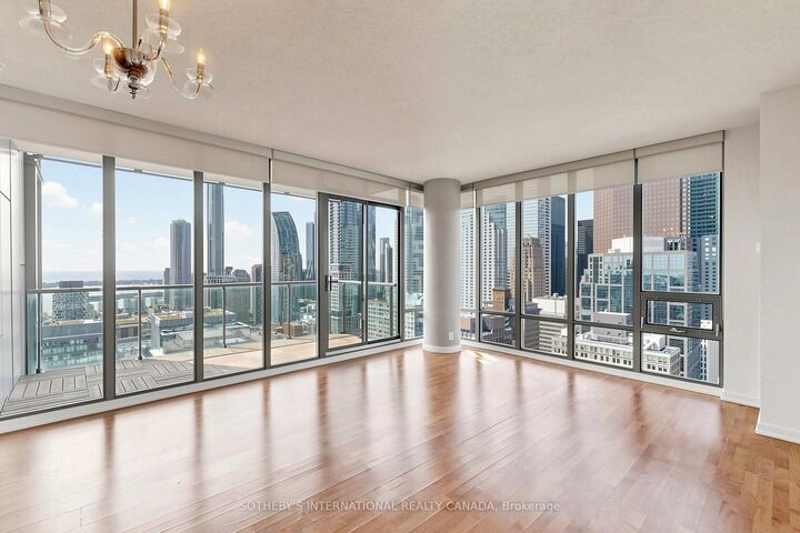 Property Photo:  33 Lombard Street 3601  ON M5C 3H8 