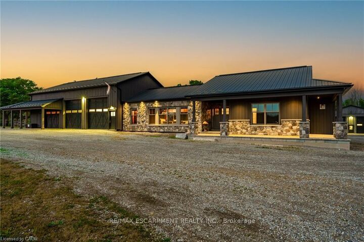 Property Photo: 437 6th Concession Road E ON L8B 1A3