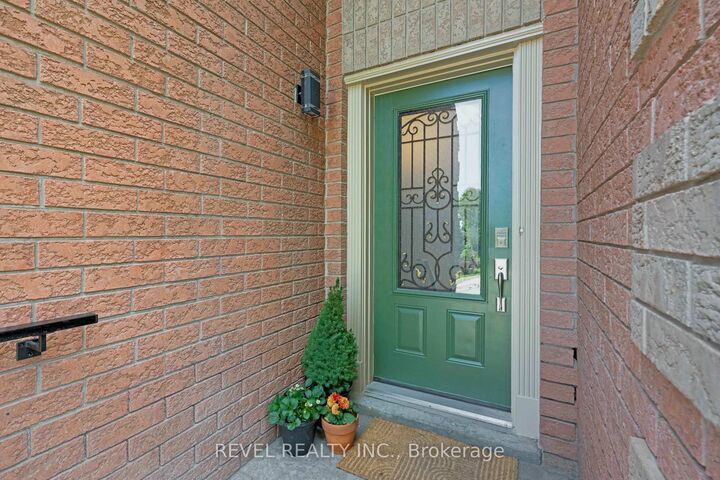 Property Photo: 83 Depeuter Crescent ON L3Z 3A2
