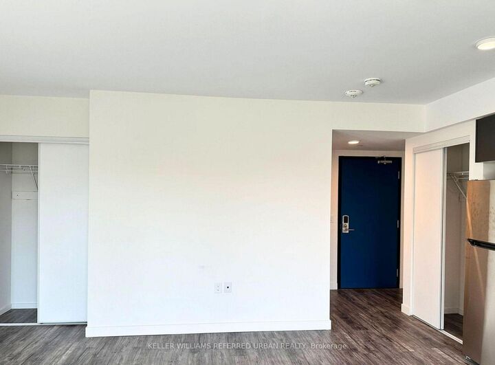Property Photo: 325 University Avenue W #112 ON K9A 2H9