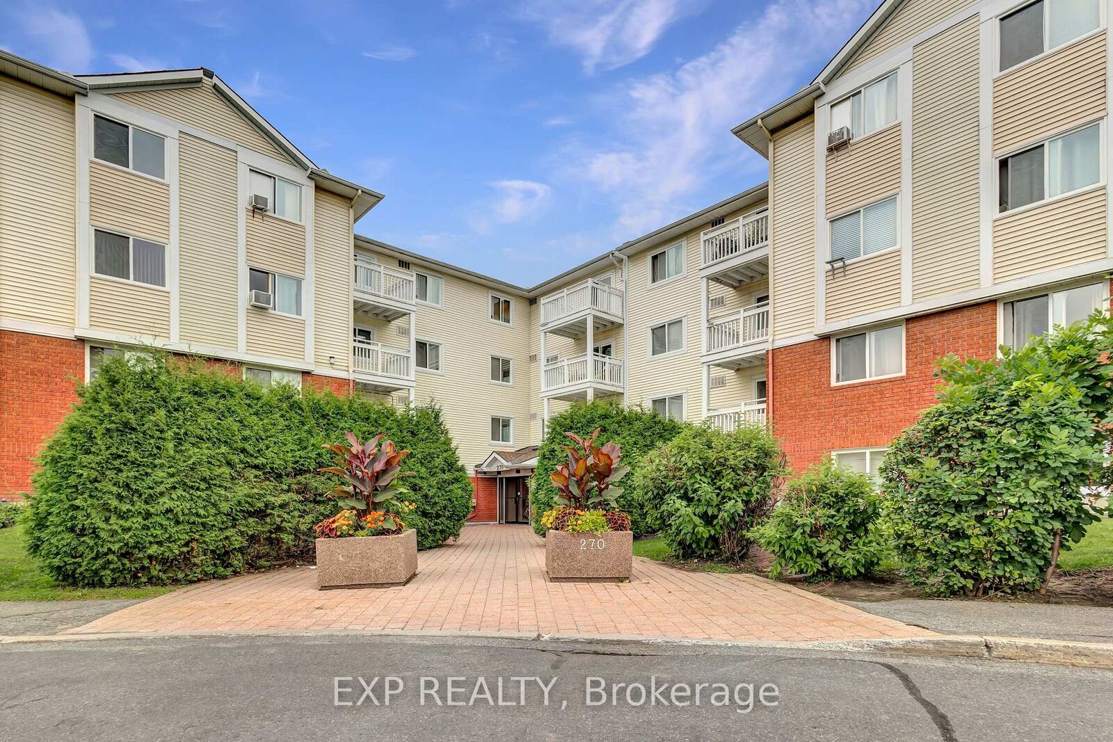 Property Photo: 270 Lorry Greenberg Drive 218 ON K1T 3K2
