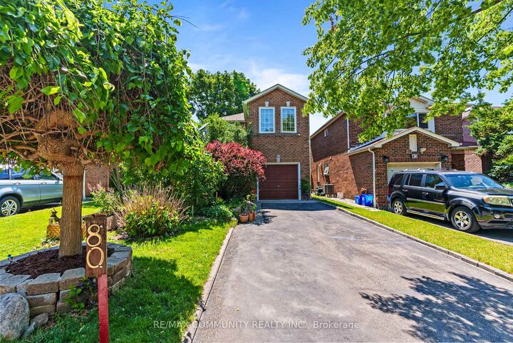 80 Brockman Crescent — photo 1