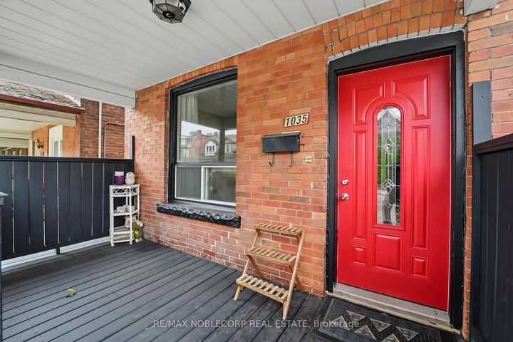 Property Photo: 1035 Dovercourt Road ON M6H 2X7