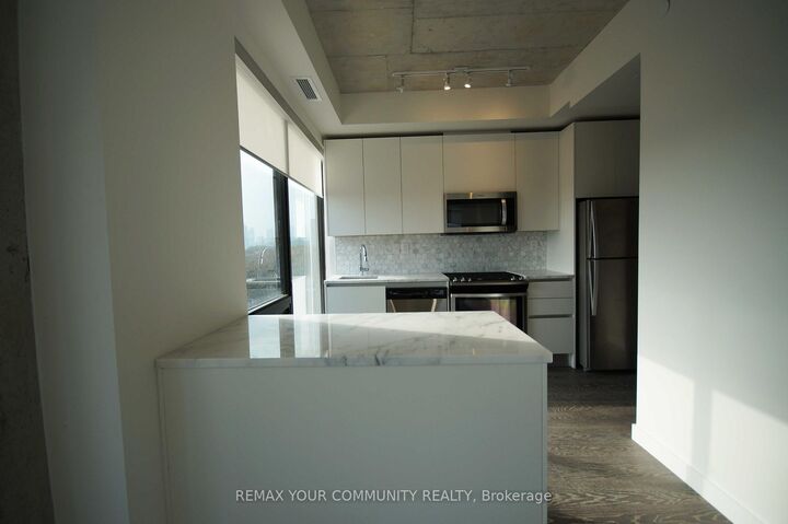 Property Photo:  246 Logan Avenue 723  ON M4M 0E9 