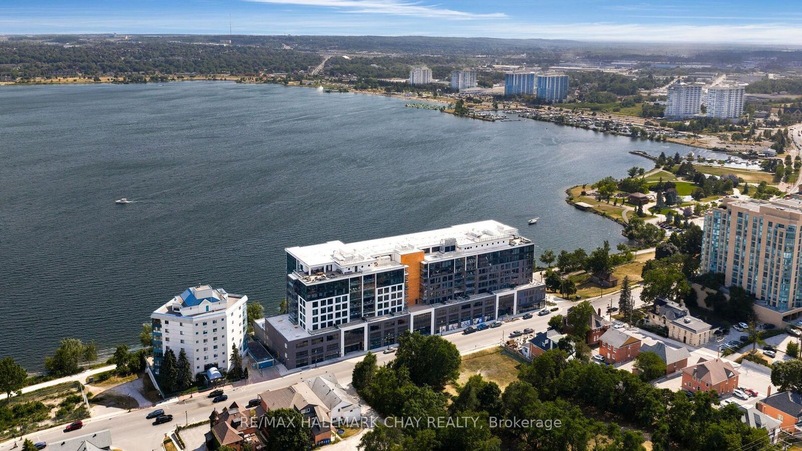 Property Photo: 185 Dunlop Street E Ph04 ON L4M 1B2