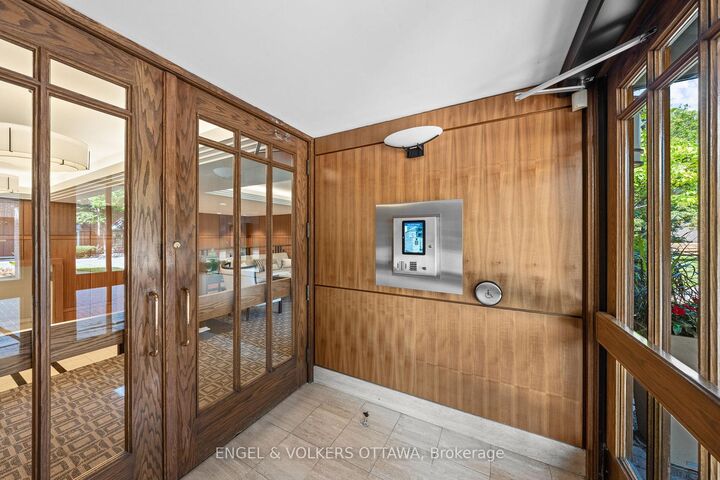 Property Photo: 111 Echo Drive 103 ON K1S 5K8