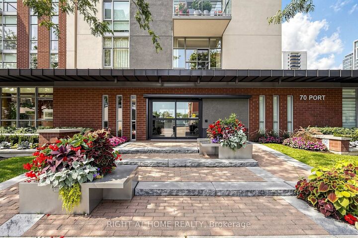 Property Photo: 70 Port Street E 408 ON L5G 4V8