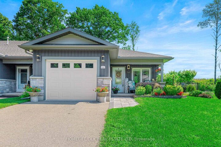 Property Photo:  63A Centre Street  ON K6V 0C9 