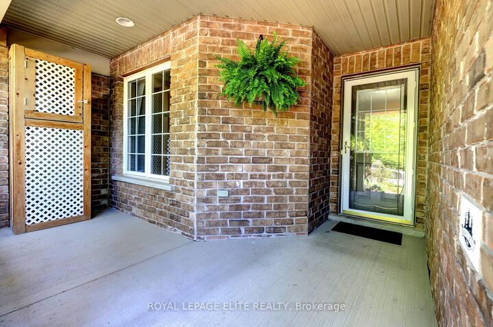 Property Photo: 118 Lynch Circle ON N1L 1R8