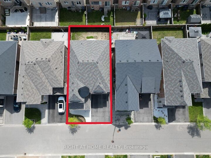 Property Photo: 1190 McEachern Court ON L9E 1E5