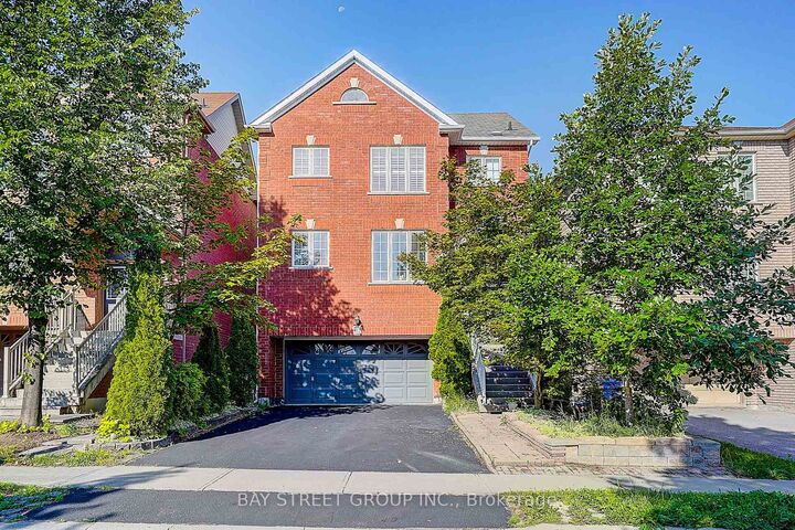 57 Gail Parks Crescent — photo 1