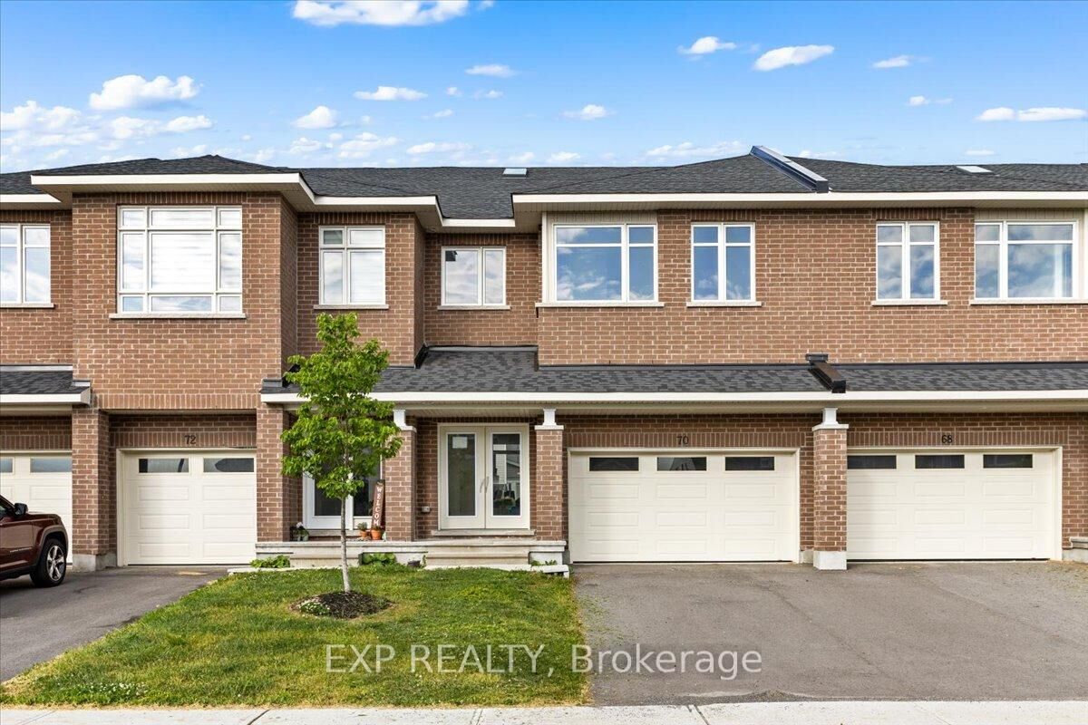 Property Photo: 70 Eastwood Drive ON K7C 0C4