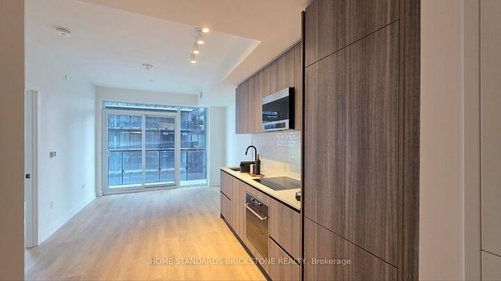 Property Photo:  117 Broadway Avenue 3101  ON M4P 1V3 