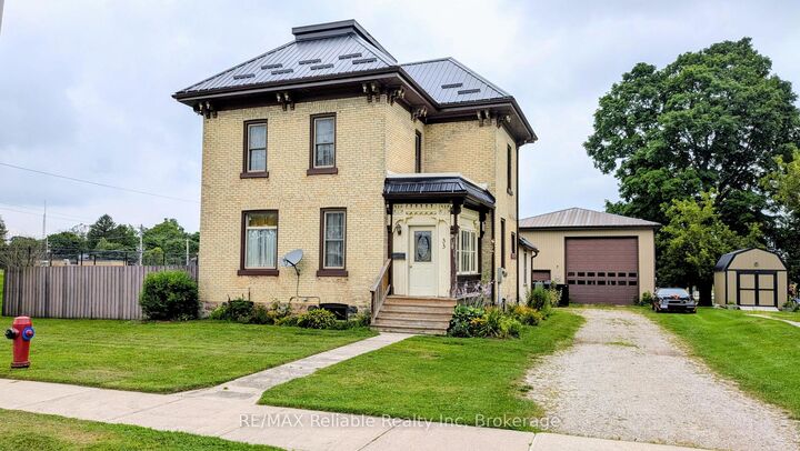 33 Princess Street E — photo 1