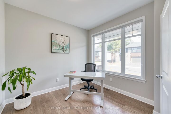Property Photo: 232 Ketchikan Crescent ON K2T 0S3