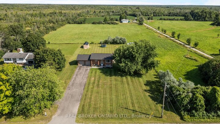 Property Photo: 2341 9th Line Road ON K7C 3P2