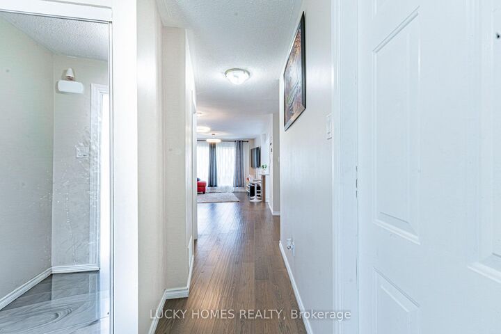 Property Photo: 65 Lyfytt Crescent ON L4N 7X5