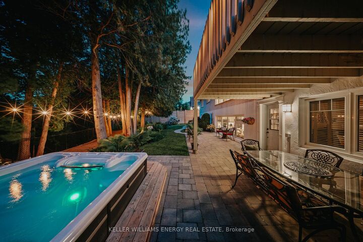 Property Photo: 833 Glenmanor Drive ON L1J 5A6
