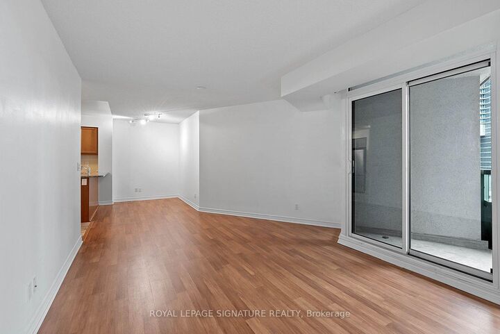Property Photo: 19 Grand Trunk Crescent 801 ON M5J 3A3
