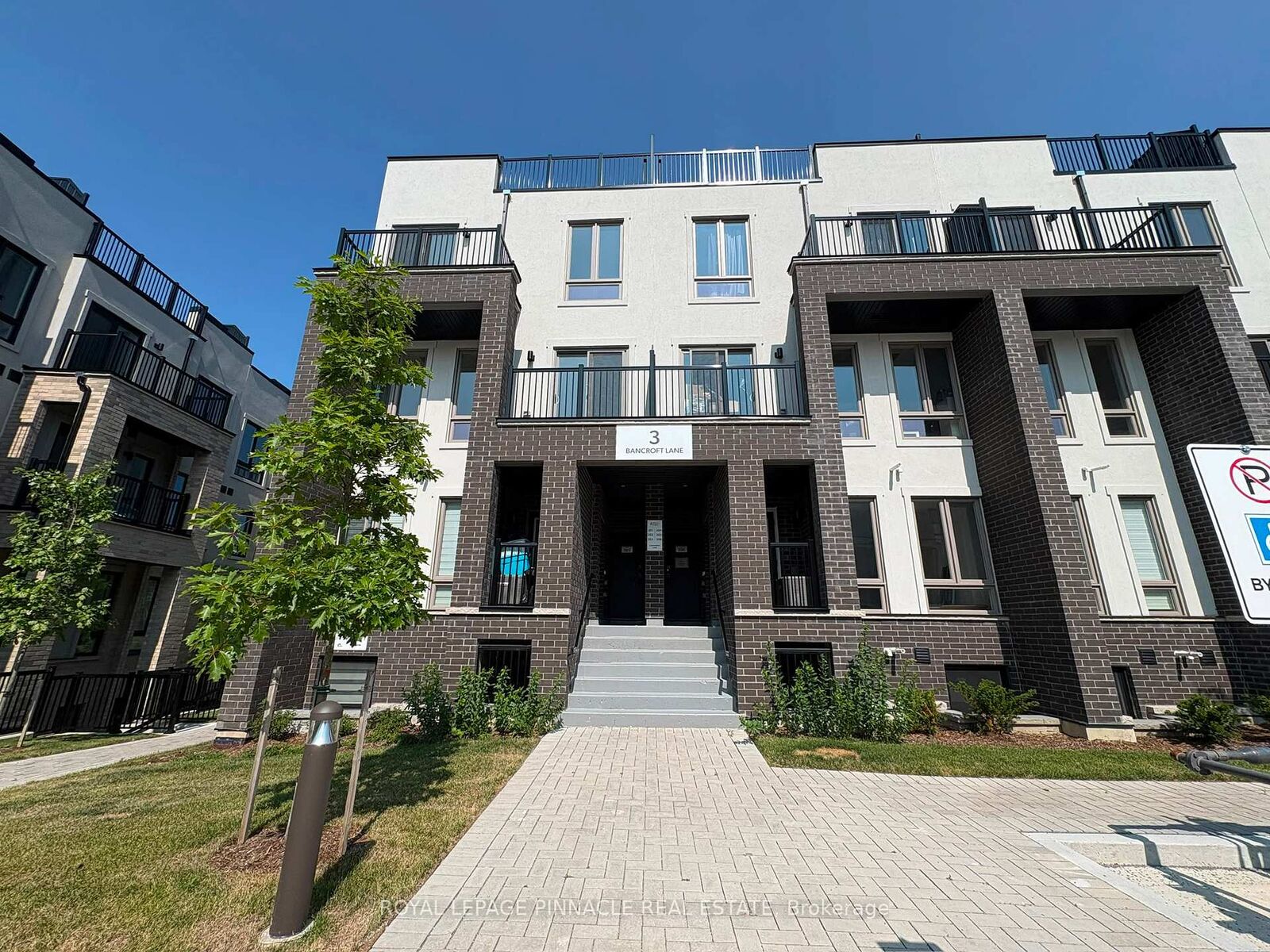 Property Photo:  3 Bancroft Lane 202  ON L4E 1M1 