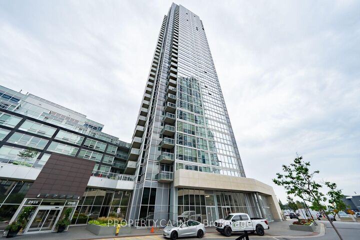 Property Photo:  2908 Highway 7 N/A 1508  ON L4K 0K5 