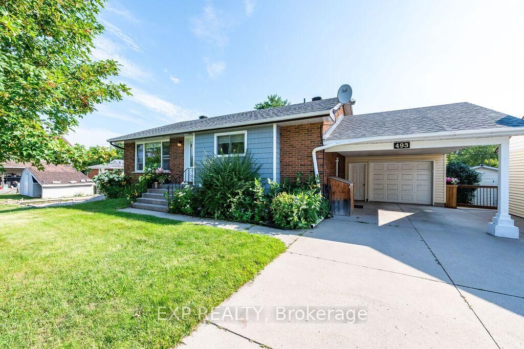 Property Photo: 493 Fortington Street ON K7V 1E3