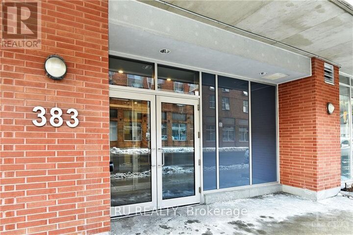 Property Photo:  383 Cumberland Street 412  ON K1N 1J7 