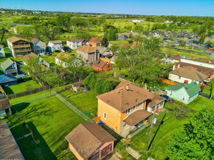 Property Photo:  4129 Dyson Avenue  ON L2E 3L6 