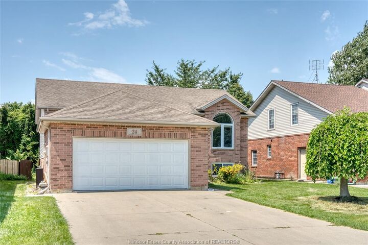 Property Photo: 24 Briarwood ON N0R 1G0