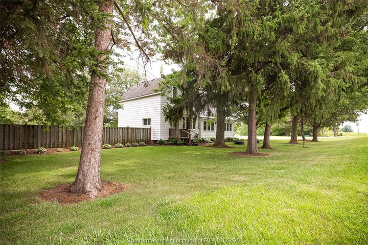Property Photo: 22589 Merlin Road ON N0P 1W0