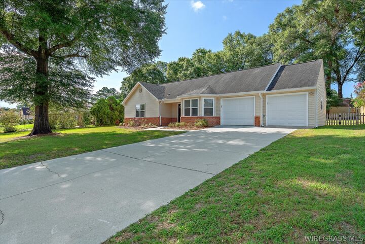 Property Photo: 107 Blackhawk Drive AL 36322