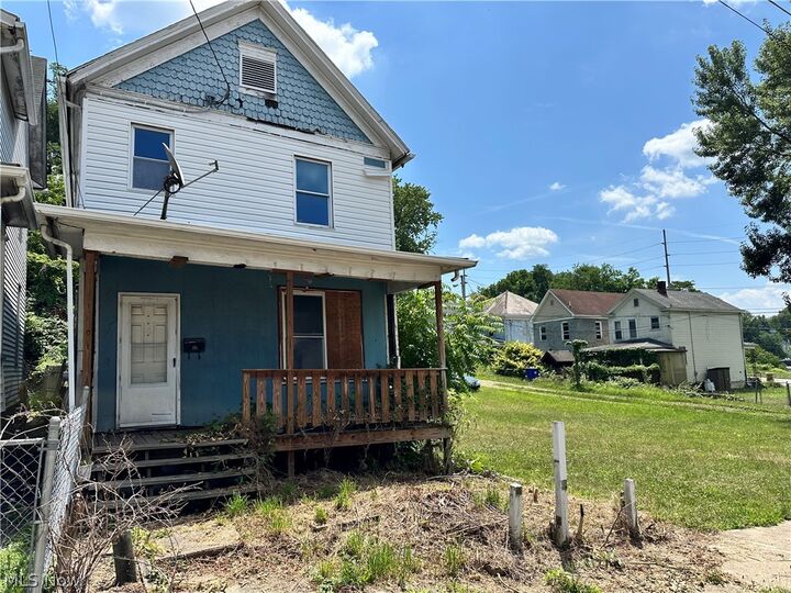 Property Photo: 714 Sophia Street OH 43920