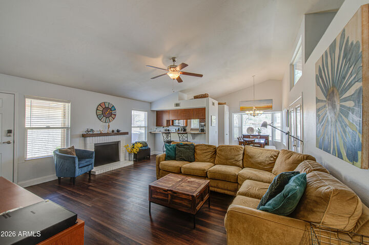Property Photo:  231 S Criss Street  AZ 85226 