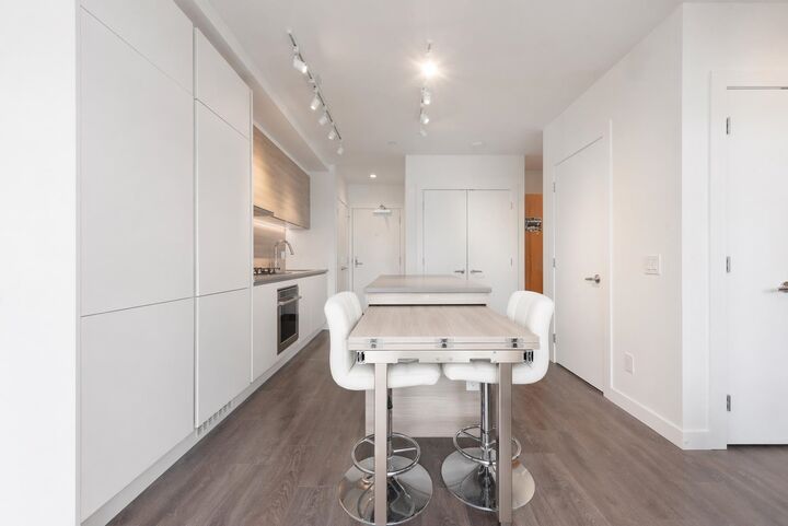 Property Photo: 657 Whiting Way 3601 BC V3J 0J6